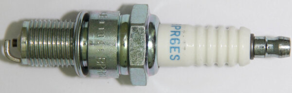 Zündkerze BPR 6 ES (für alle Honda GX Modelle (Kurbelwelle horizontal)) 26910009 - PROBST Ersatzteile